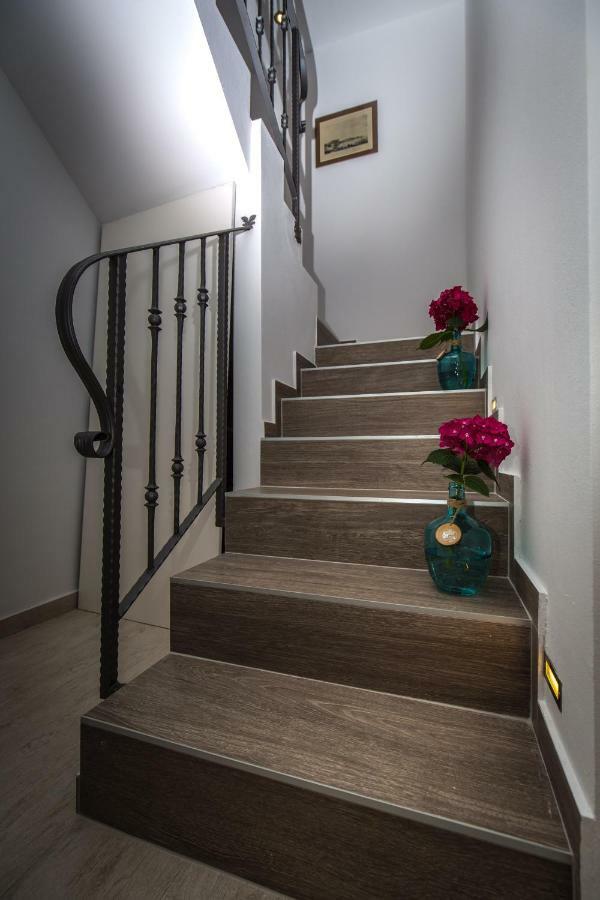 Stay Inn Arena Center Pula Exterior photo